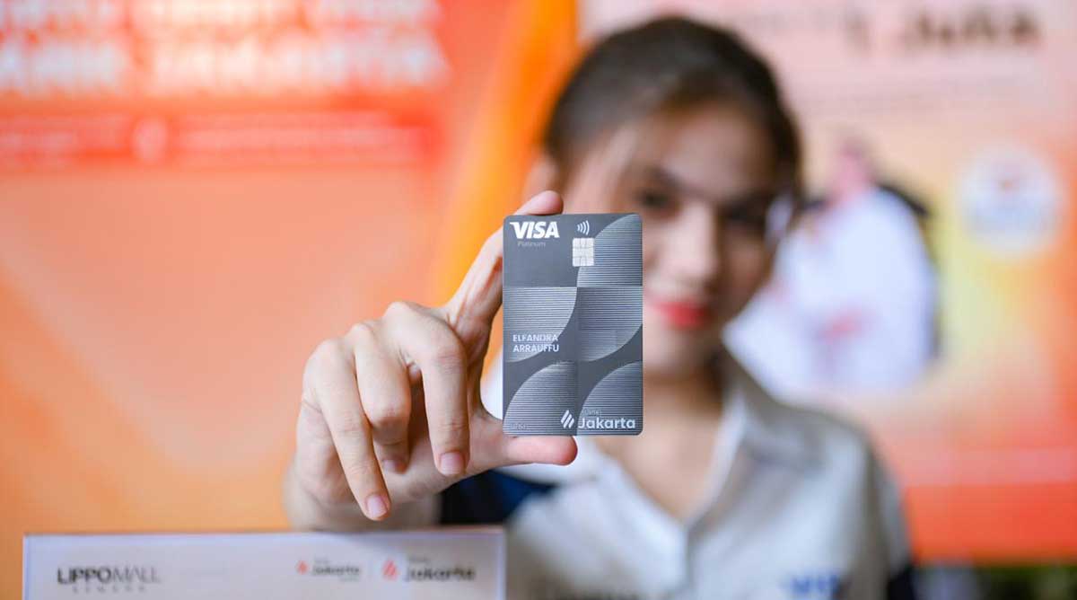 Kartu debit visa Bank Jakarta.