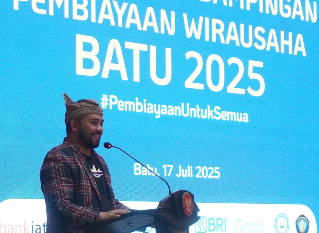 Wakil Wali Kota Batu, Heli Suyanto saat memberi sambutan