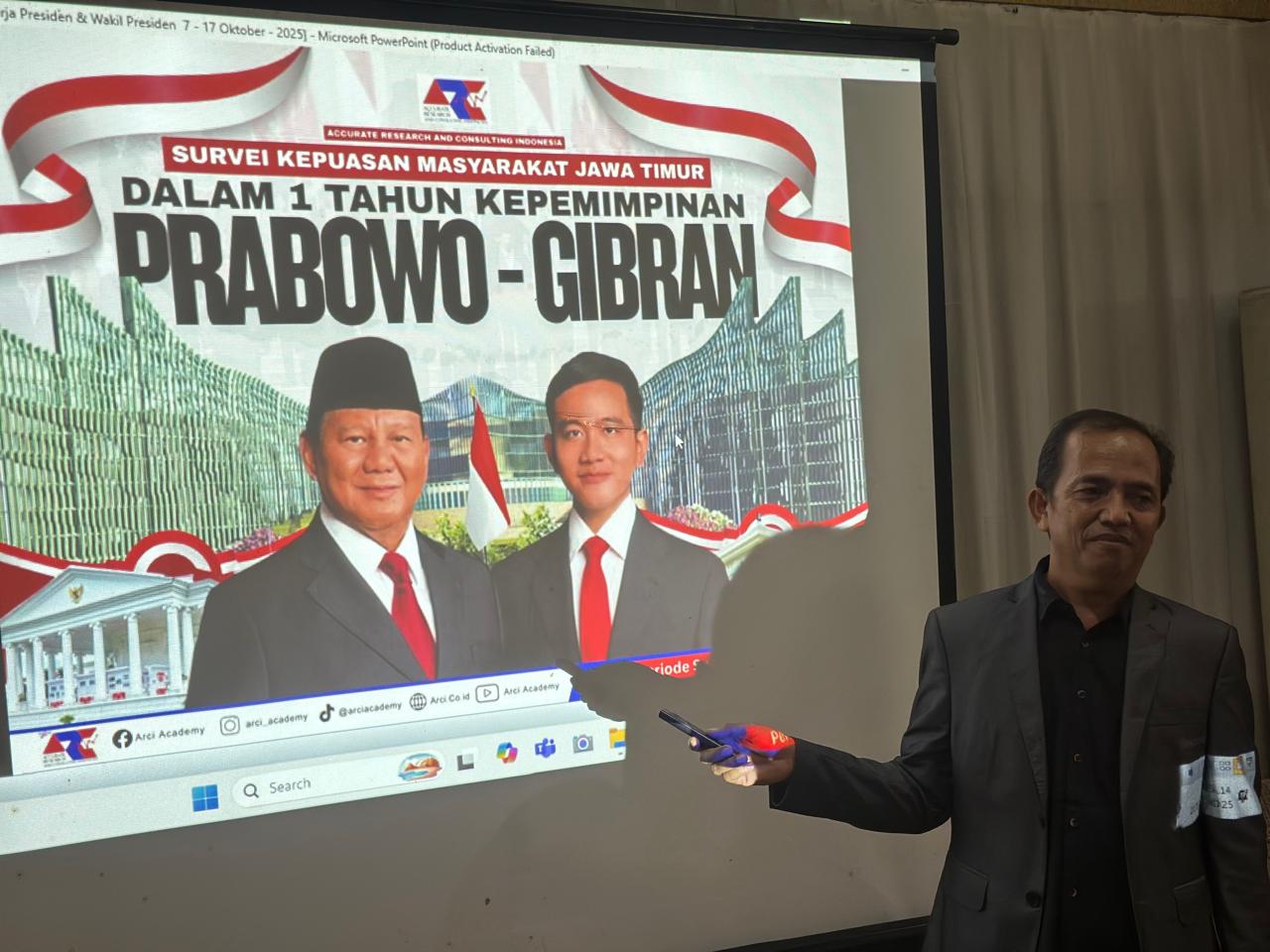 Baihaki Sirajt, Direktur Accurate Research and Consulting Indonesia (ARCI) merilis survei setahun Pemerintahan Prabowo