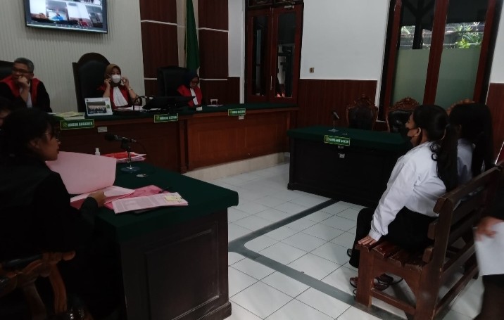 3 Terdakwa Investasi Bodong CV Cuan Grup Dengarkan Dakwaan JPU di PN Surabaya
