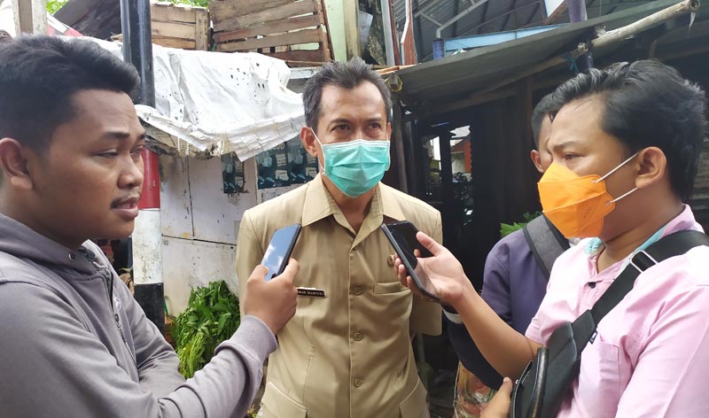 Plt Kadinkes Kab. Pamekasan, dr. Achmad Marzuki.