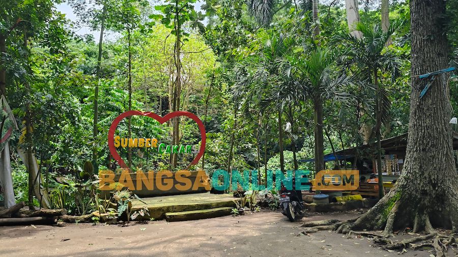 Sumber Cakarsi, salah satu sumber air yang perlu mendapat perhatian Pemkot Kediri. Foto: Muji Harjita/BANGSAONLINE