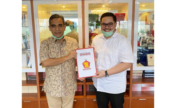 Sekjen DPP Partai Gerindra, Ahmad Muzani saat bersama Dhito. (foto: ist.)