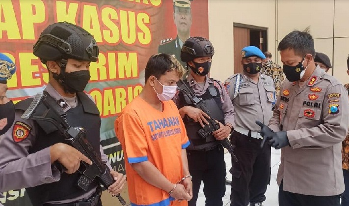 Sebarkan Video Panas dengan Pacar di Situs Dewasa, Warga Driyorejo Diamankan