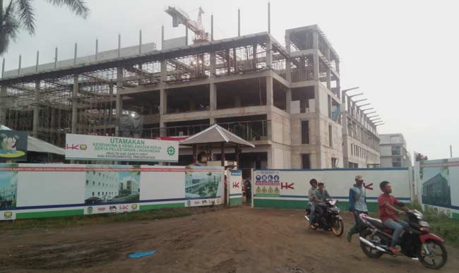 Bangunan RSUD Kertosono, Nganjuk masih belum jadi, namun alkesnya sudah dianggarkan tahun ini. foto: soewandito/ BANGSAONLINE