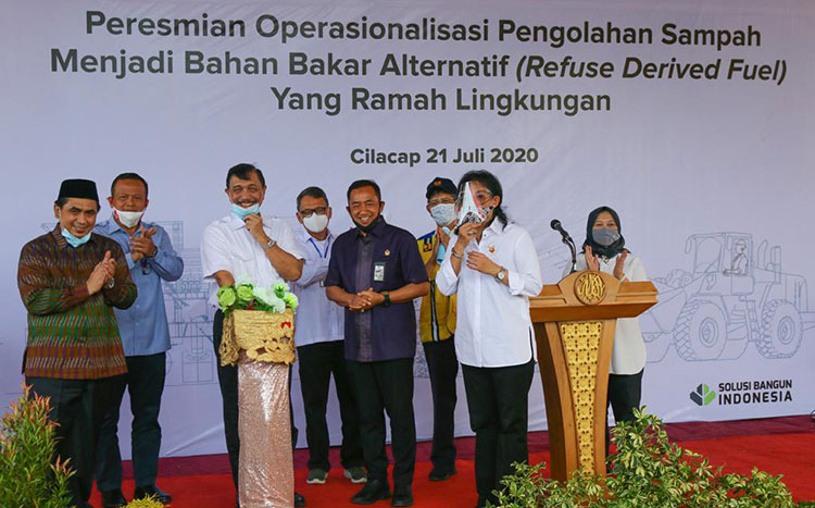 SIG Manfaatkan Sampah di Kabupaten Cilacap Sebagai Bahan Bakar Alternatif