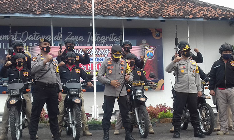 Launching Tim URC "Meteor" di Halaman Mapolres Probolinggo Kota, Senin (28/12/2020). (foto: ist)