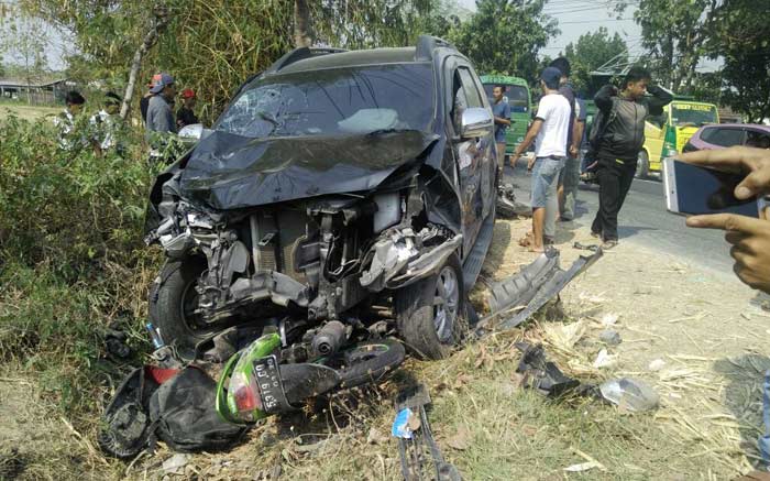 Avanza Hantam 4 Pengendara Motor di Plumpang, 1 Pelajar Tewas di Lokasi