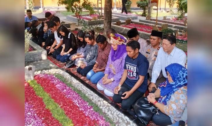 Yenny Wahid: Gus Dur Berusaha Keras Kembalikan Martabat Warga Papua