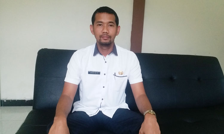 Akhmad Ahadiyan Hamid, Kepala DPMD Bangkalan.