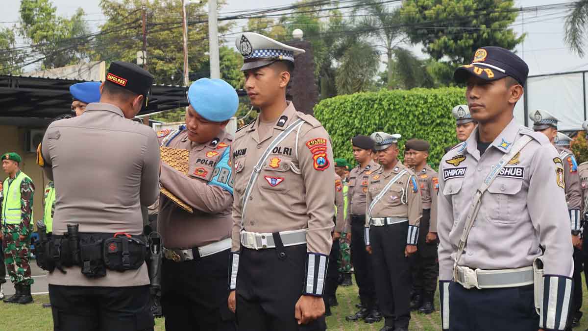 Apel Operasi Patuh Semeru 2025 di Mapolres Blitar.