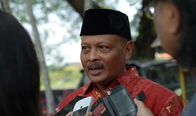 Heru Widjayanto, Kepala Dinas Sosial Tenaga kerja dan TransmigrasiKabupaten Jombang. foto: rony s/ BANGSAONLINE