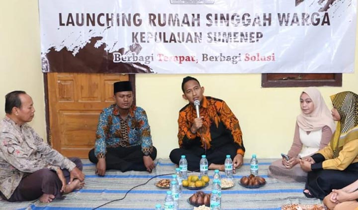 Wabup Sumenep Achmad Fauzi saat meresmikan Rumah Singgah di Perumahan Bumi Sumekar, Kamis (13/02/20).