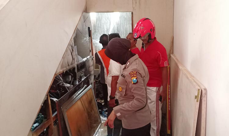 Gudang Penyimpanan Genset SMAN 4 Kota Blitar Terbakar