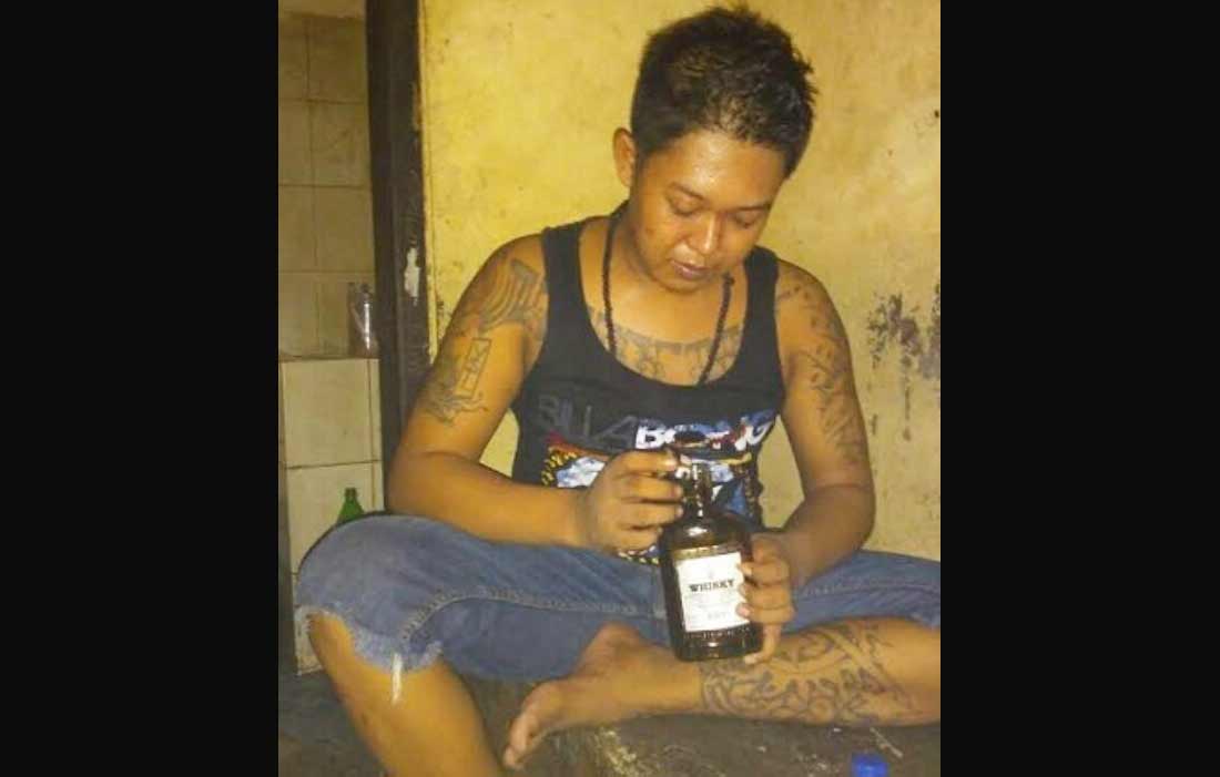 Kapolresta Akui Foto Napi Pamer Botol Miras Bertempat di Rutan Polres Sidoarjo
