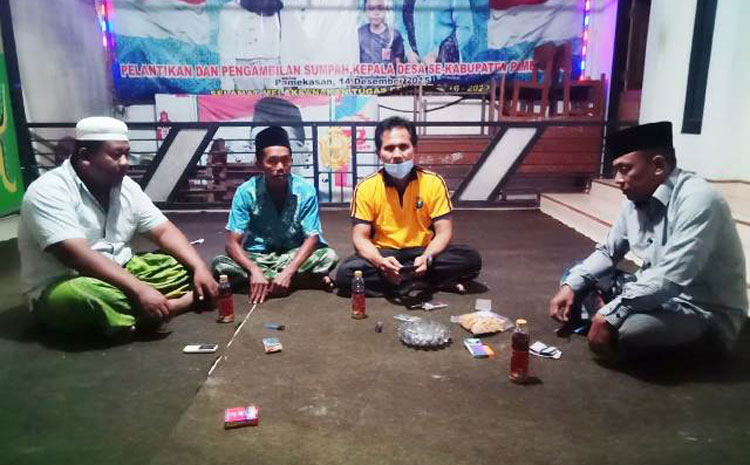 Jamhuri bersama Kades Sana Tengah Jailani Fausi dan Kapolsek Pasean Iptu Tugiman membantah adanya berita kehilangan sembako, tabung gas, maupun sepeda motor di wilayahnya.