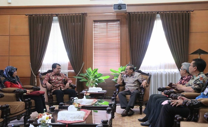 Pakde Karwo Prihatin Pelibatan Anak Dalam Terorisme