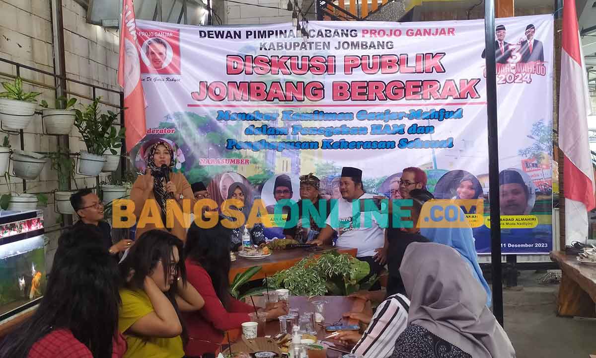 Diskusi publik tentang kekerasan seksual pada perempuan di Kantor DPC Projo Ganjar Jombang. Foto: AAN AMRULLoH/BANGSAONLINE