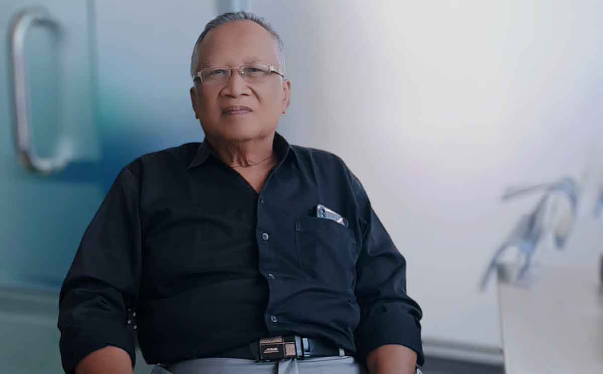 Pensiunan BUMN dari Kabupaten Madiun, Sutopo (72).