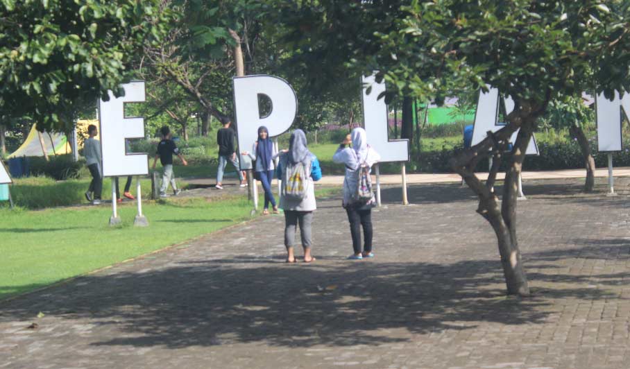 Taman Keplaksari Jombang.