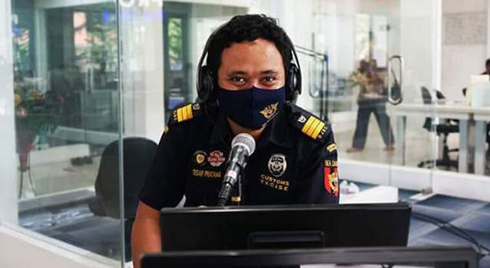 Fungsional Ahli Pertama Bea Cukai Madura, Tesar Pratama.