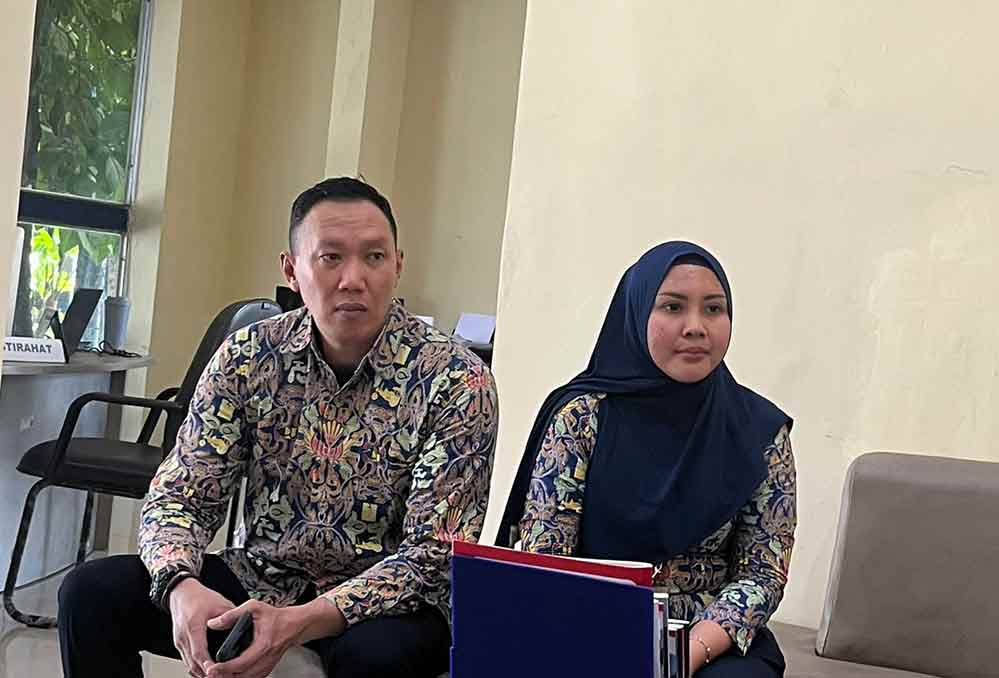 Humas BBPJN Jatim saat menemui awak media. (Ist)