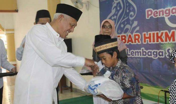 KH Abdul Hakim Mahfudz (Gus Kikin). foto: BANGSAONLINE.com