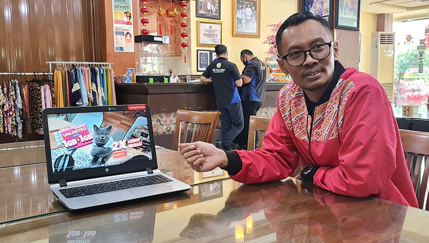 Regional Brand Activation Smartfren, Ales shella hadysara.