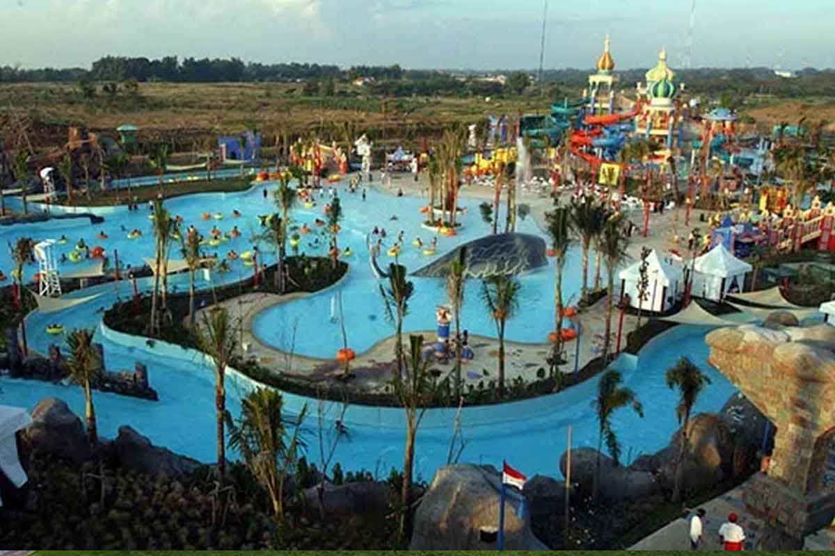 Ciputra Waterpark, Surabaya.