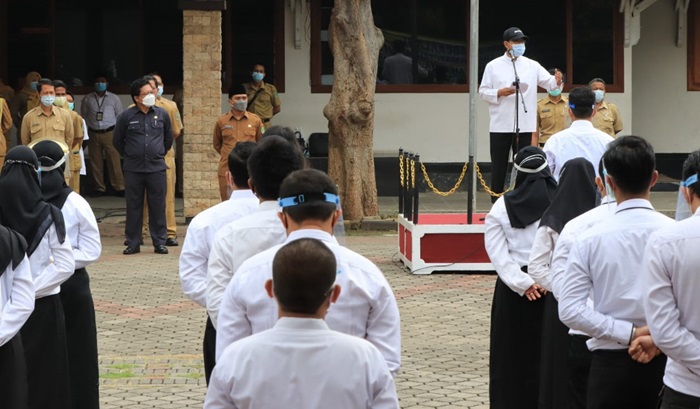 Sebanyak 161 orang mengikuti Apel Pembukaan Orientasi (Pembekalan) Calon Pegawai Negeri Sipil (CPNS) Formasi Tahun 2019 Pemerintah Kota Pasuruan.