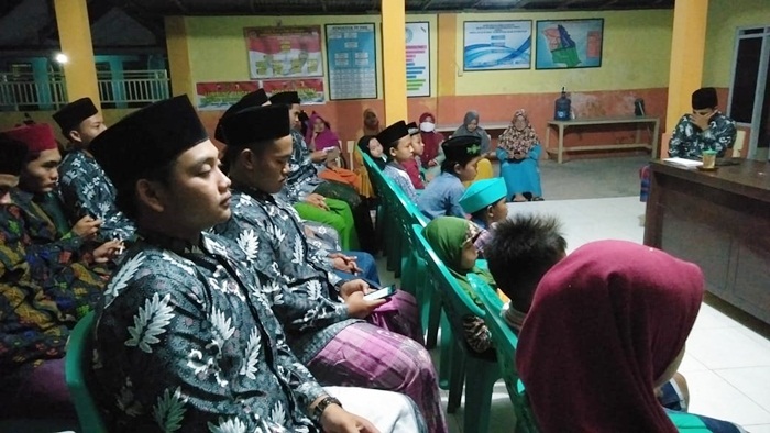 Peduli Sosial, Karang Taruna Desa Juluk Sumenep Santuni Anak Yatim