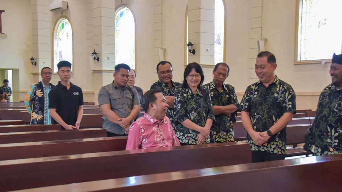 Kunjungi 2 Tempat Ibadah, Bupati Jember Tegaskan Komitmen Toleransi