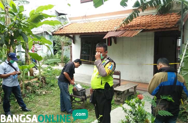 Mayat Membusuk Ditemukan di Kos-kosan Kaliwungu Jombang
