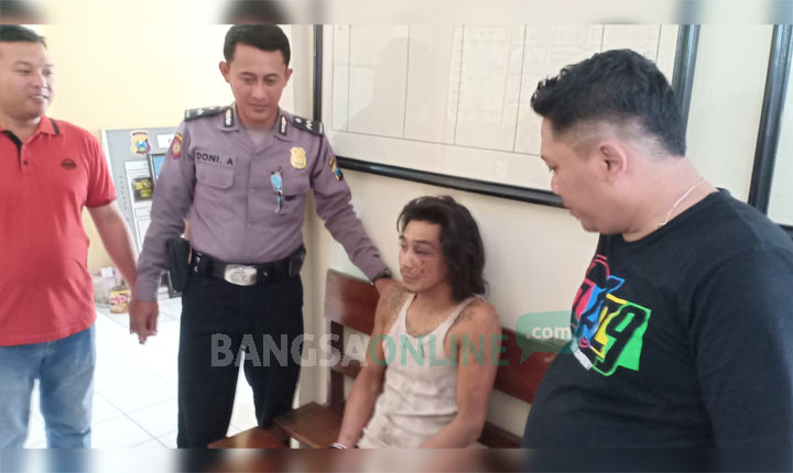 Heri Susanto, tersangka pembacokan terhadap ibu kandungnya sendiri dipastikan mengalami gangguan jiwa.