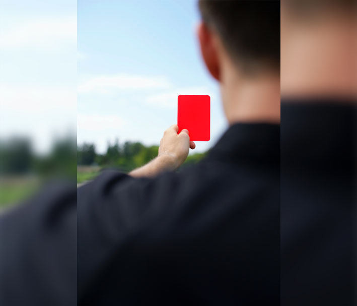 Ilustrasi kartu merah. Foto: Pexels