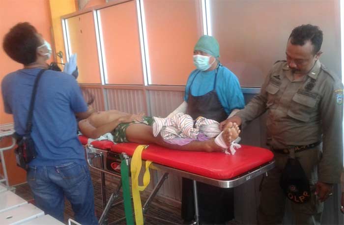 Jasad korban saat berada di kamar mayat RSUD dr Darsono Pacitan. (foto: ist)