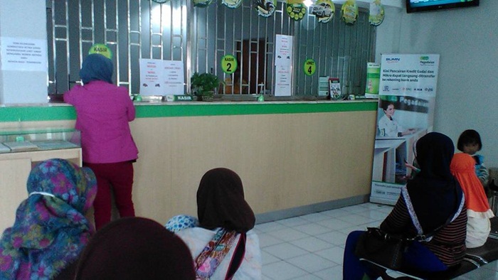 Pelayanan Pegadaian di Cabang Madiun.