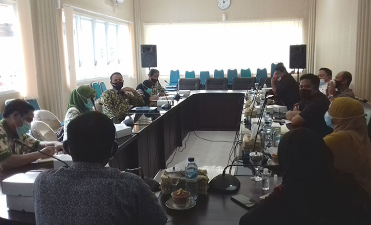 Rapat Dengar Pendapat (RDP) Komisi III DPRD Kota Probolinggo. (foto: ist)