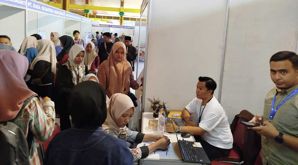 Pelaksanaan Job Fair 2026 di Bangkalan.