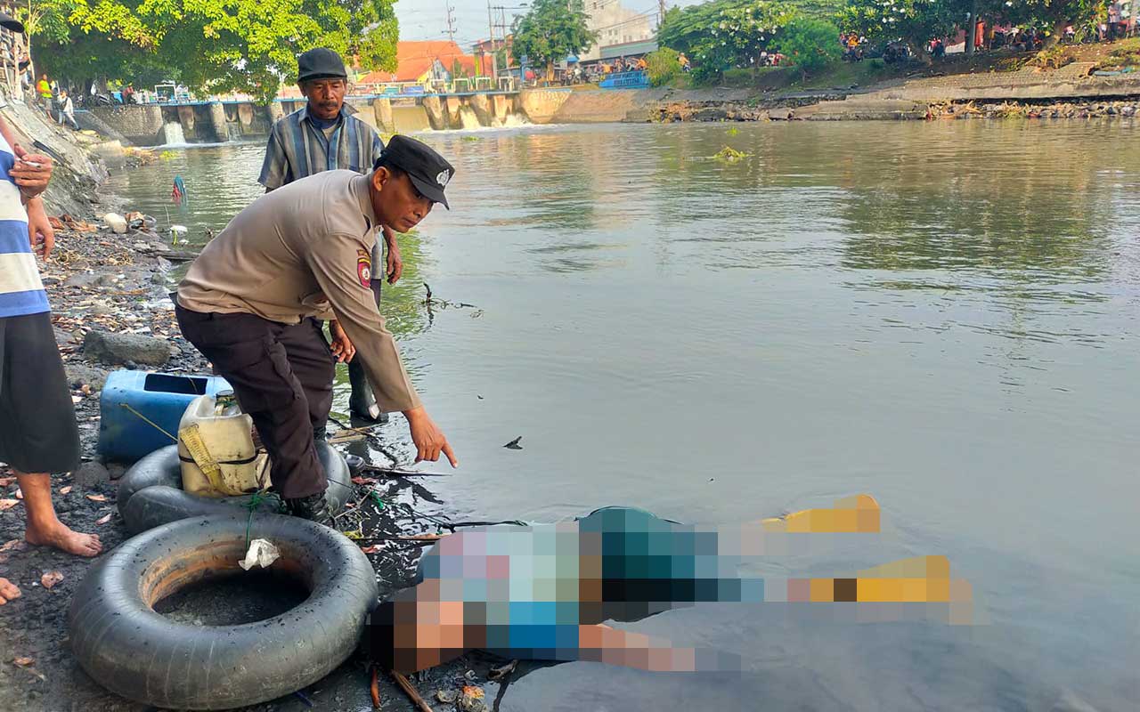Korban asal Balongbendo yang ditemukan meninggal dunia saat mencari ikan.
