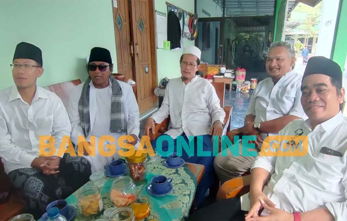 Ketua PCNU Kabupaten Kediri, KH. Muhamad Ma