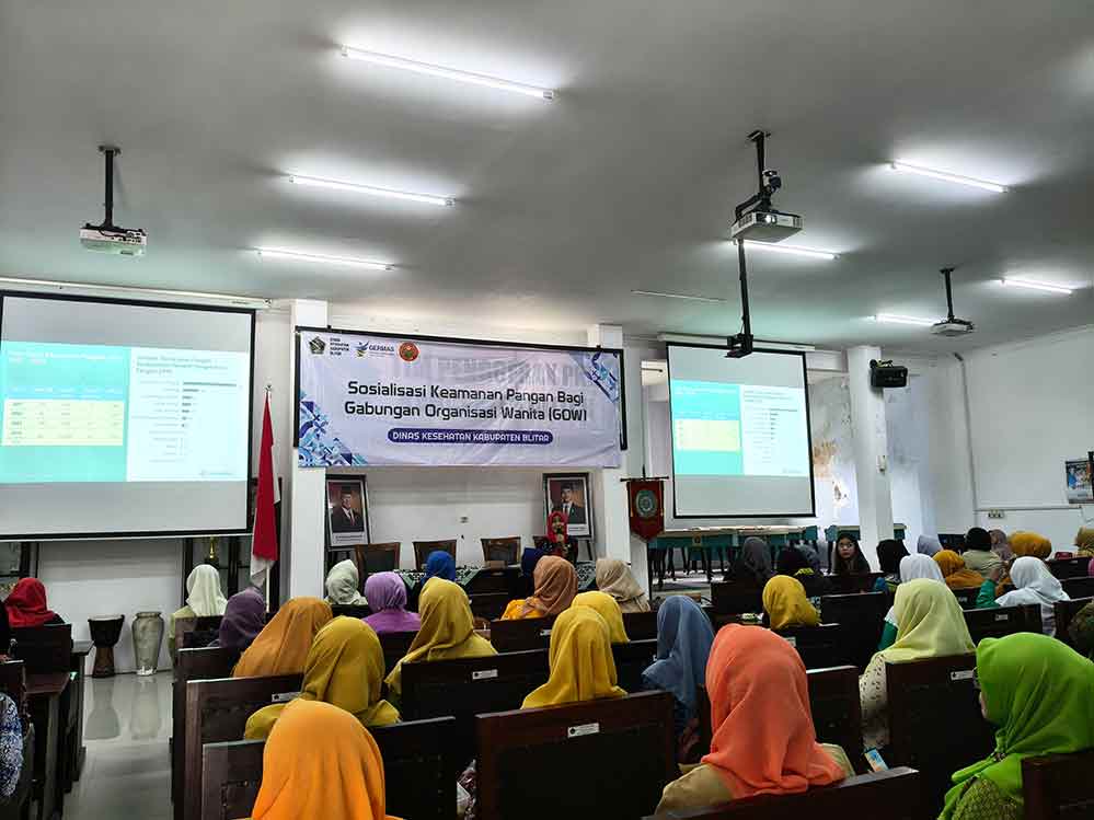 Suasana Sosialisasi Keamanan Pangan anggota Gabungan Organisasi Wanita (GOW) yang digelar oleh Dinkes Kabupaten Blitar. (Ist)