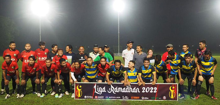 Pelatih dan pemain Deltras saat hadir dalam pembukaan Liga Ramadan 2022. 