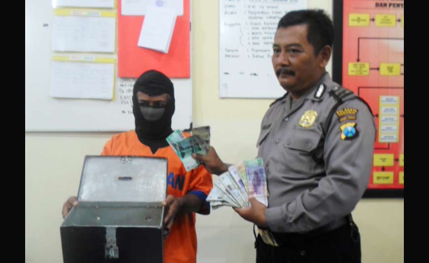 Maling Kotak Amal di Desa Tanggul Sidoarjo Bonyok Dimassa
