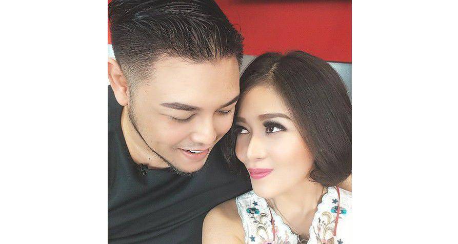 Ivan Gunawan dan Gracia Indri. foto: kapanlagi.com