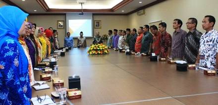 Suasana Kunjungan Tim Usulan Tanda Kehormatan Parasamya Purnakarya Nugraha di ruang Nasional kantor Pemkot Mojokerto. (Rochmad Aris/BANGSAONLINE)