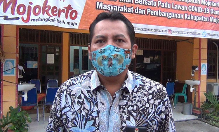 Choirul Anam, Ketua KPU Jatim.