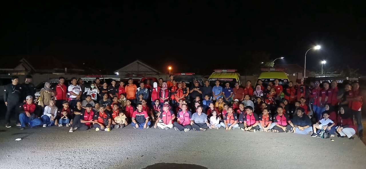 Kegiatan buka puasa bersama driver ambulans lintas provinsi