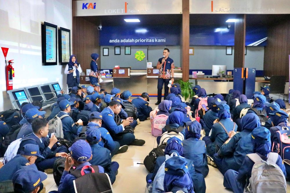 Kegiatan eduspoor yang digelar KAI Daop 7 Madiun