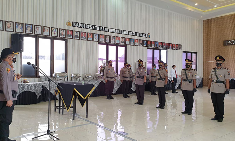 Sertijab di Polresta Banyuwangi. (foto: ist)